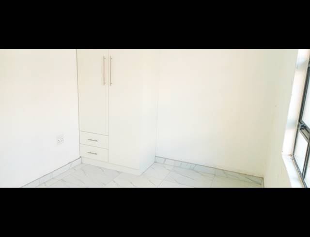 3 bed property to rent in RESERVOIR HILLS